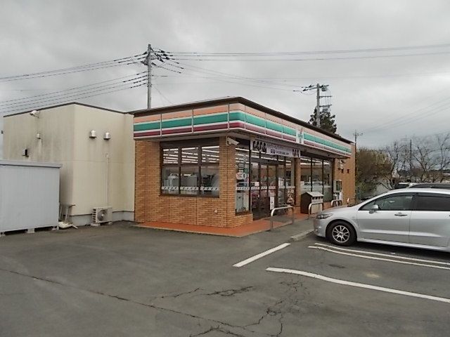 コンビニ　セブンイレブン水戸東前町店（コンビニ）まで1000m