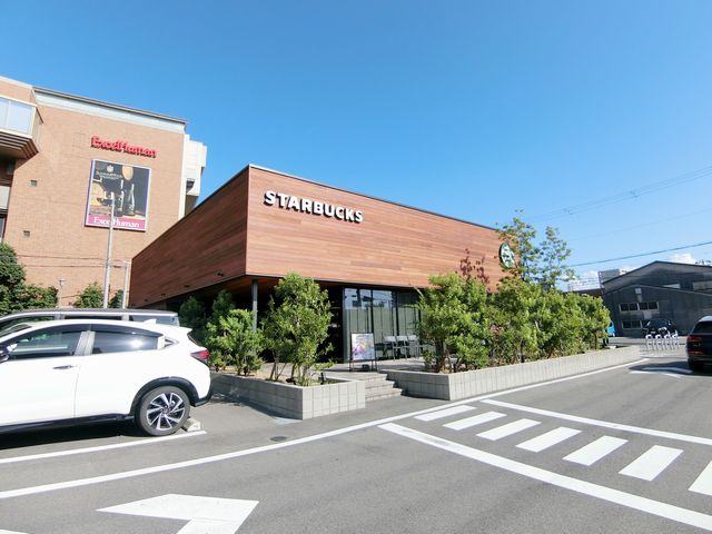 飲食店　スターバックスコーヒー堺東中央線店（飲食店）まで376m