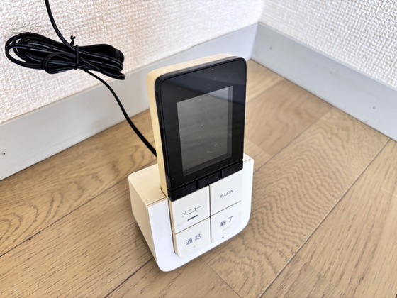 セキュリティ　モニター付きインターホン