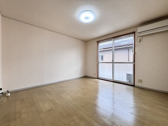 居室・リビング　リビング