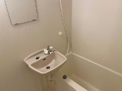 バス・シャワールーム　設備・仕様は号室により異なる為、現況を優先致します