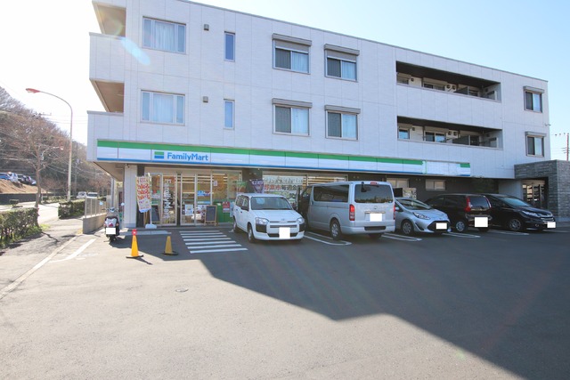 コンビニ　ファミリーマート藤沢大庭店（コンビニ）まで600m