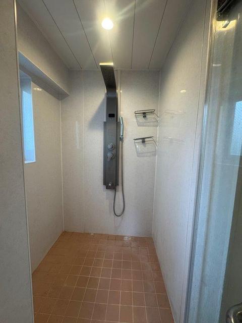 バス・シャワールーム　シャワールーム