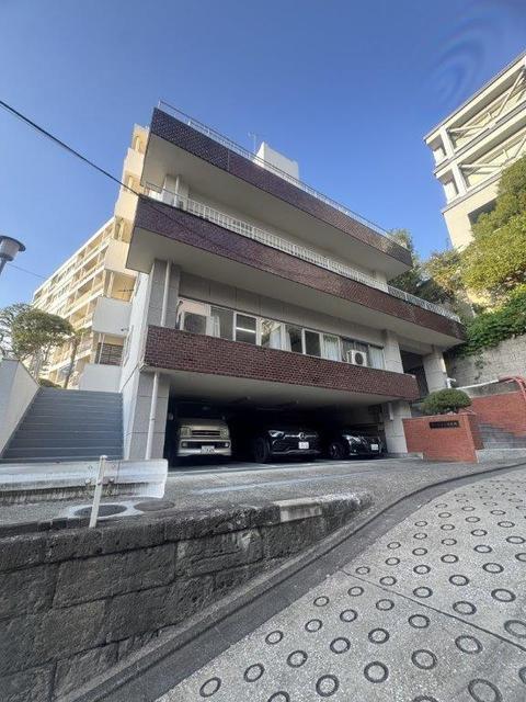 建物外観　ＲＣ造地上８階建