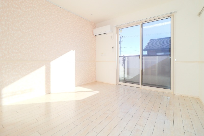 居室・リビング　図面と現状に相違がある場合には現状を優先