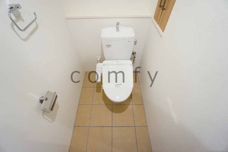 トイレ　ウォシュレット付きトイレ