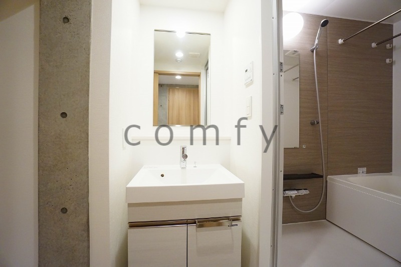 洗面設備　独立洗面台