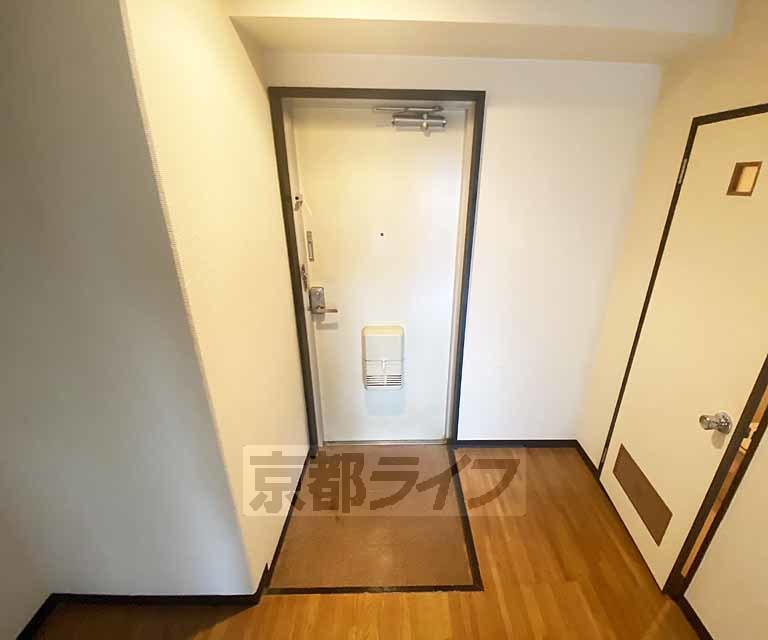 玄関　大きな段差がありません