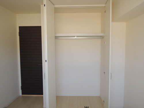 収納　【花水木】