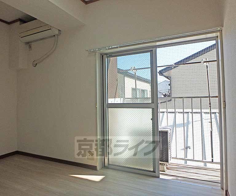 居室・リビング　フローリングの綺麗なお部屋です。