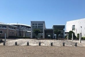 図書館　行田市立図書館（図書館）まで1200m