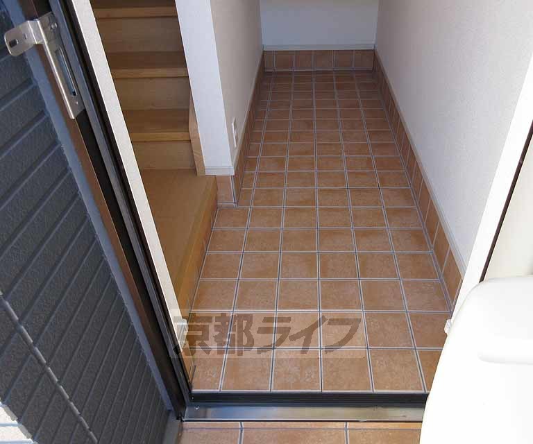 玄関　広々玄関です