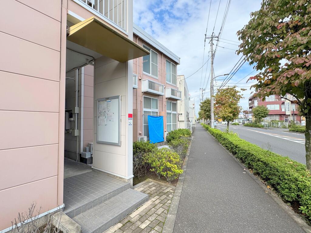 エントランス　入口