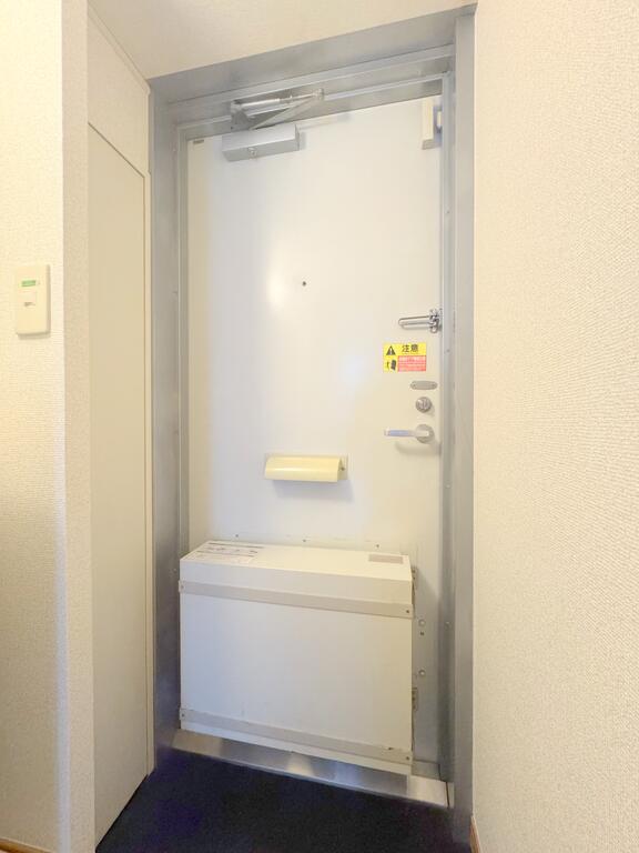 玄関　シューズボックス