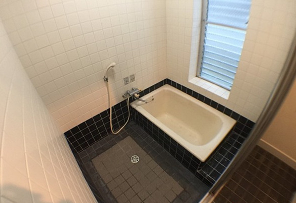 バス・シャワールーム　ゆったり過ごせるお風呂です