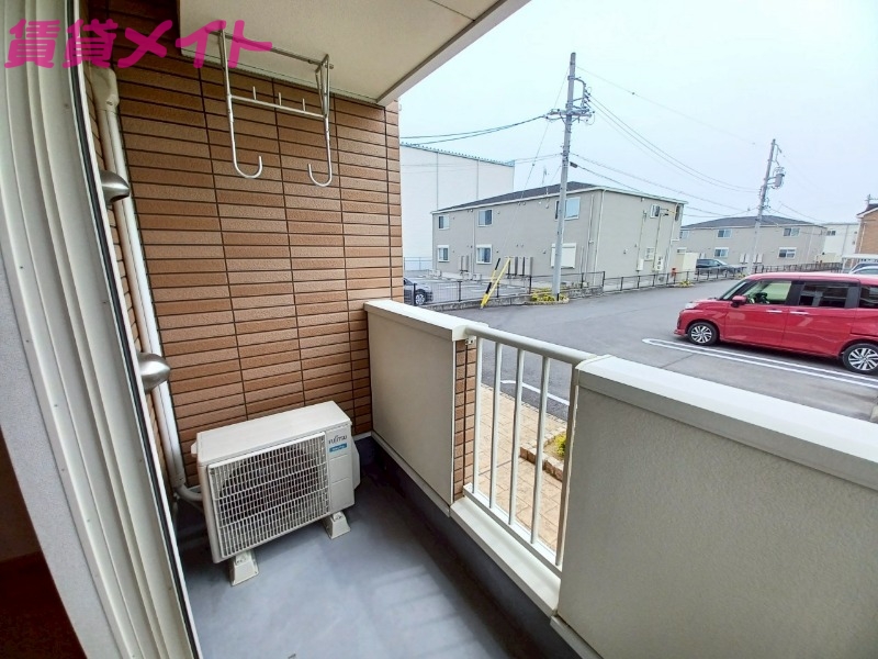 バルコニー　同物件別部屋のお写真です。