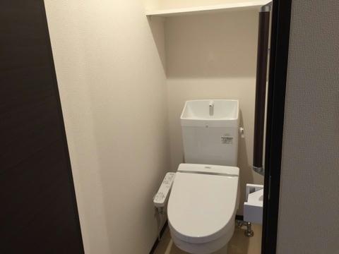 トイレ　ウォシュレット付