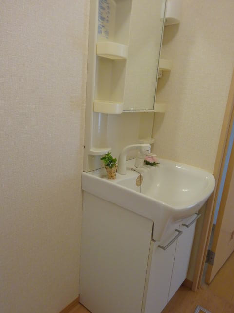 洗面設備　同仕様