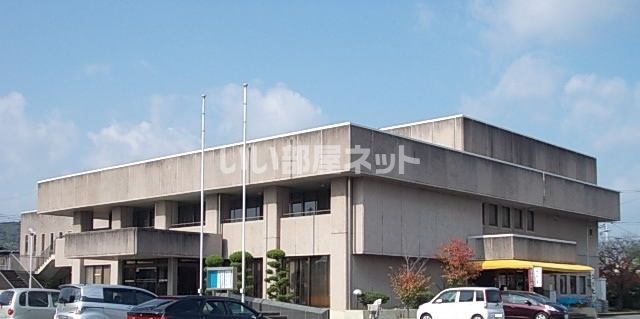 役所　岡山市 東区瀬戸支所（役所）まで265m