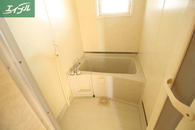 バス・シャワールーム　写真は同タイプのお部屋です