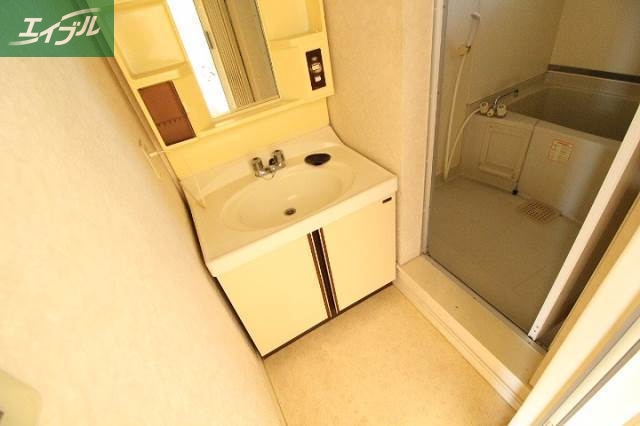 洗面設備　写真は同タイプのお部屋です