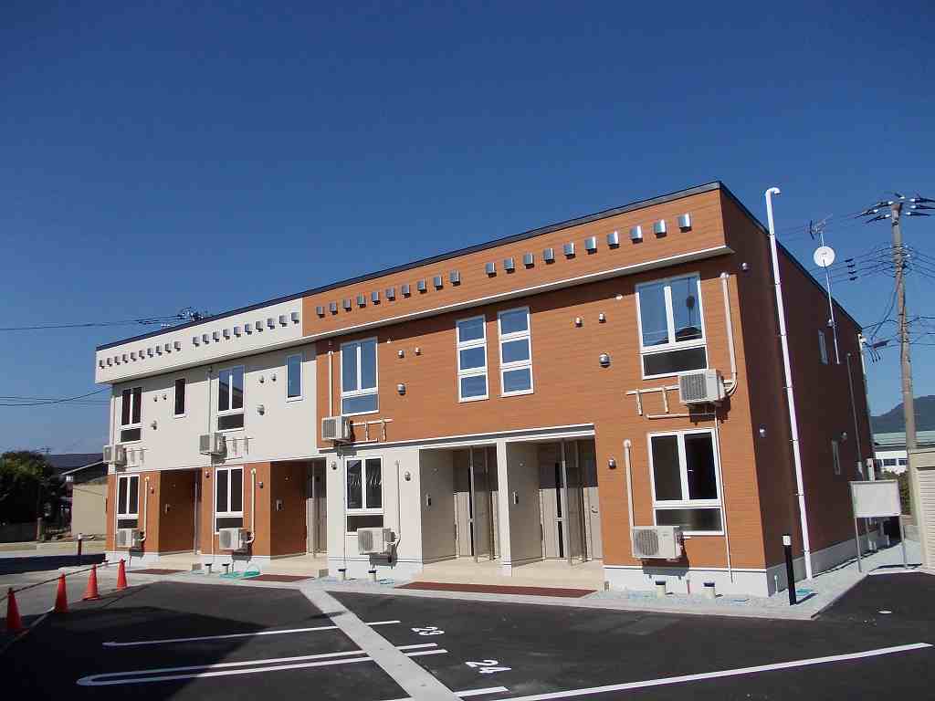 メゾン・カルム　Ｃの建物外観