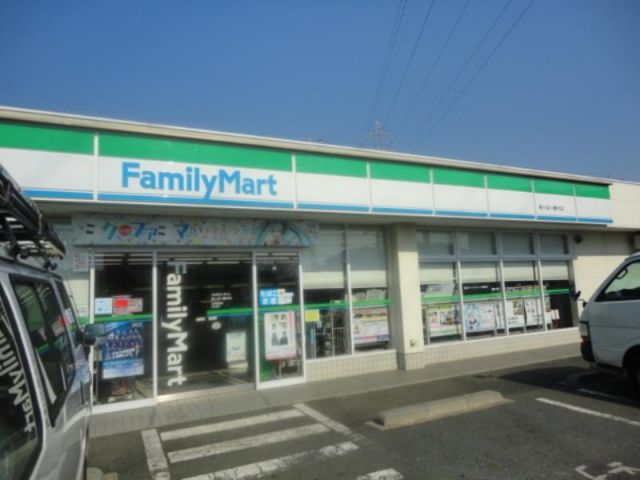 コンビニ　ファミリーマート鳩ヶ谷八幡木店（コンビニ）まで670m