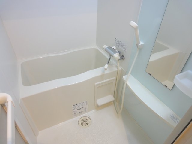 バス・シャワールーム　同物件別号室