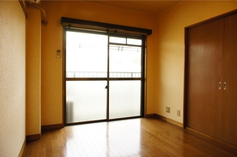 居室・リビング　図面と現状に相違がある場合には現状を優先