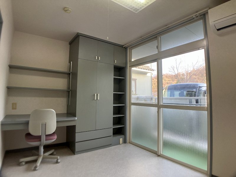 居室・リビング　別室参考画像です