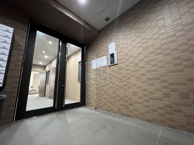 エントランス　BLUE西長堀（ブルー西長堀）　エントランス