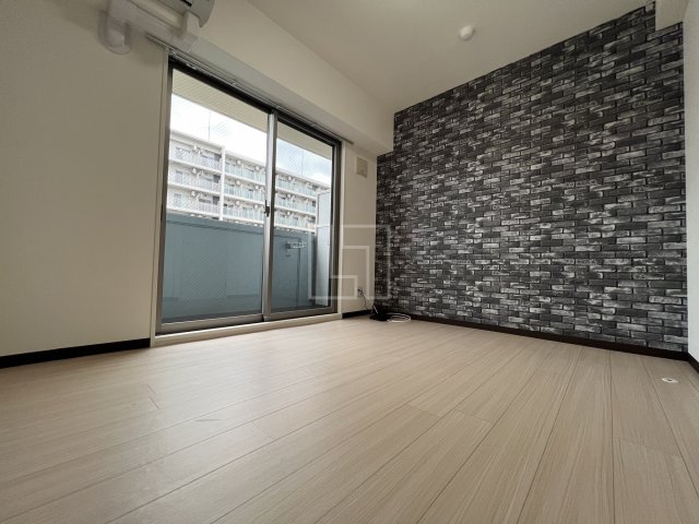 居室・リビング　BLUE西長堀（ブルー西長堀）　洋室