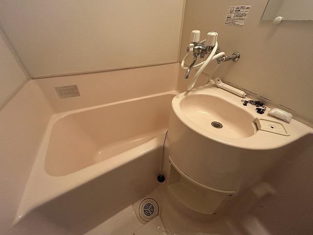 バス・シャワールーム　浴室