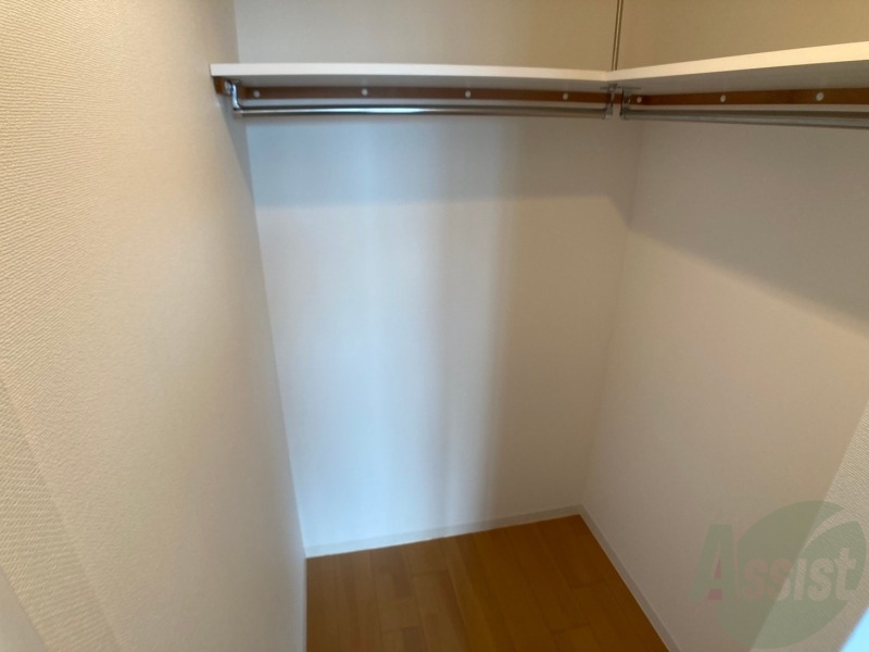 収納　クローゼットがありました。お洋服や荷物はここへ