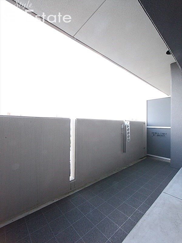 バルコニー　バルコニー