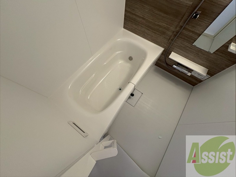 バス・シャワールーム　お風呂になります。一日の疲れを癒してくださいね。