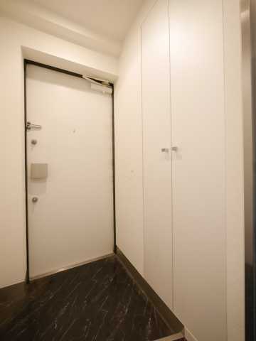 玄関　ブランノワル早稲田　※別部屋の参考写真です