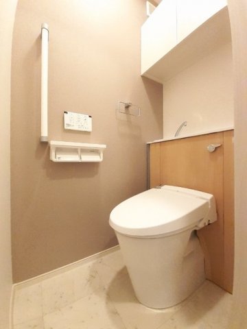 トイレ　トイレもきれいです