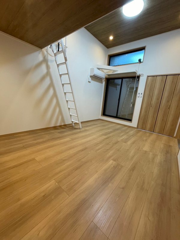 居室・リビング　他号室