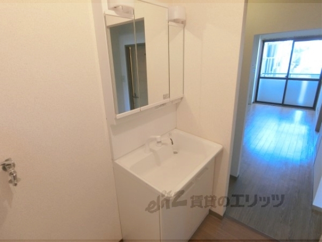 洗面設備　独立洗面台