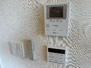 セキュリティ　カメラ付インターホン（イメージ）