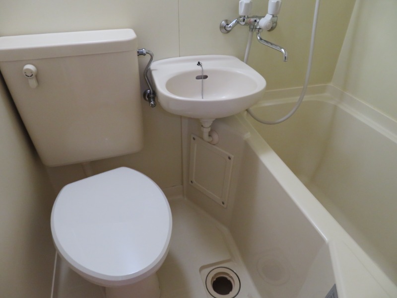 バス・シャワールーム　※別部屋参考写真