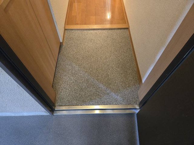 玄関　MYM千代田