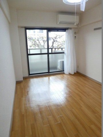 その他部屋・スペース　日当たり良好です。