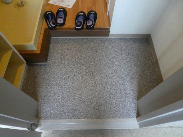 玄関　玄関です。