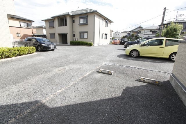 駐車場　駐車場完備です