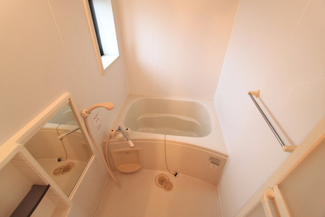 バス・シャワールーム　日々の疲れを癒すお風呂付です