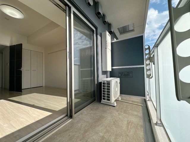 バルコニー　バルコニー