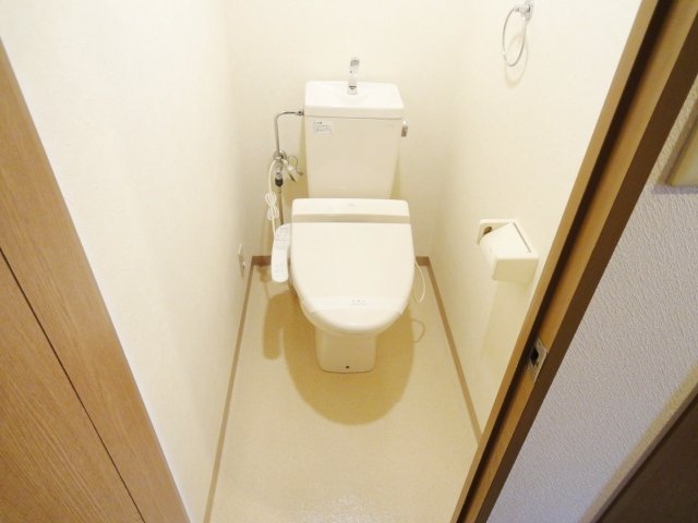 トイレ　同物件別号室