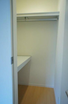 収納　※別部屋の参考写真です。